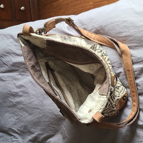 Handbag - Picture 3 of 3